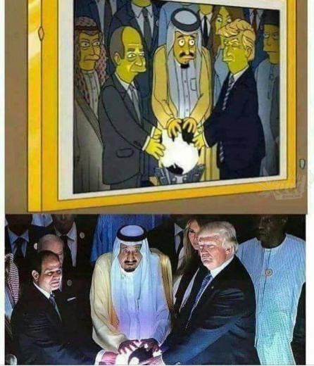 تصویری که درفضای مجازی منتشرشده ومیگوید۱۵سال قبل در یک قسمت از کارتون سیمپسون‌ها، اتحاد عربستان با ترامپ کاملا دقیق پیش بینی شده، 